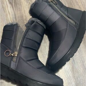 Classical fuzzy boots girls